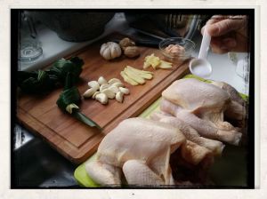 Recipe Hainan Chicken Rice; Preparing chickens; stuffing set